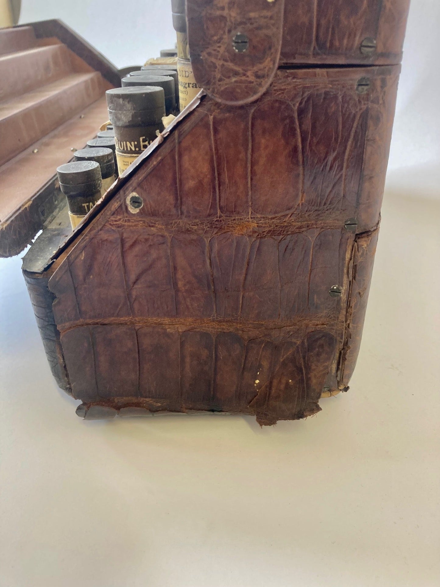 Victorian Explorer's Medicine Chest - Room Four