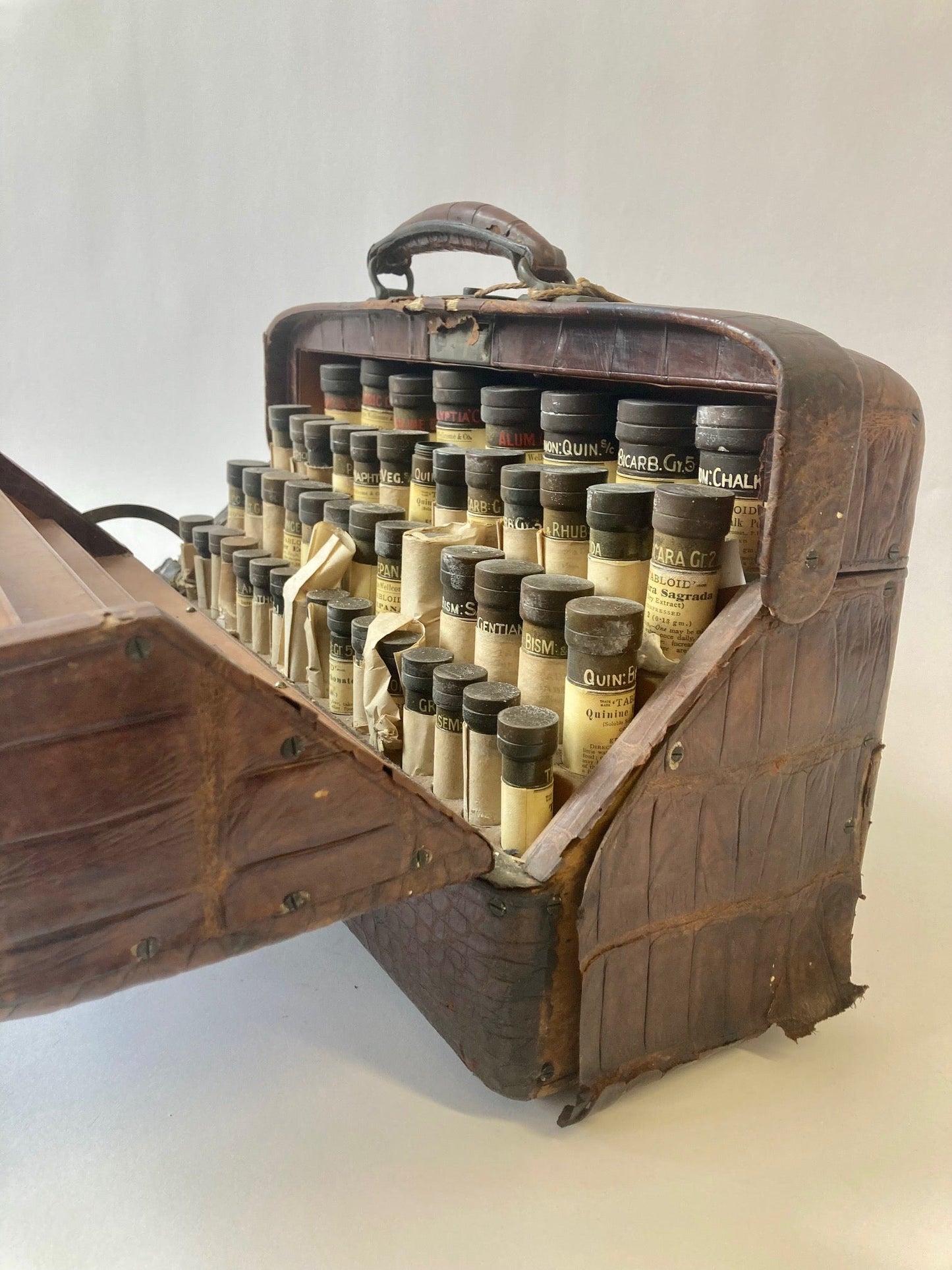 Victorian Explorer's Medicine Chest - Room Four
