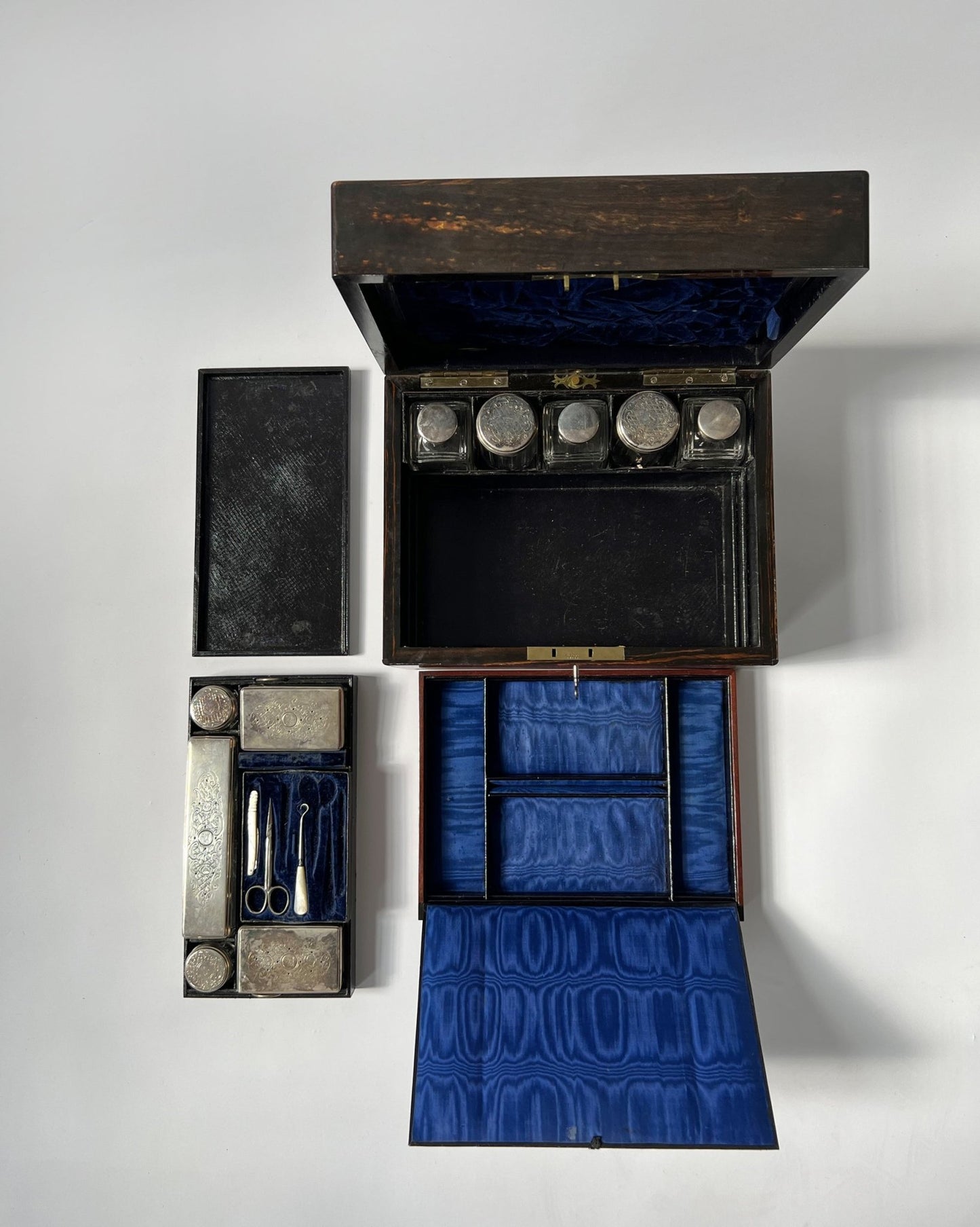 Coromandel Dressing Case - Room Four