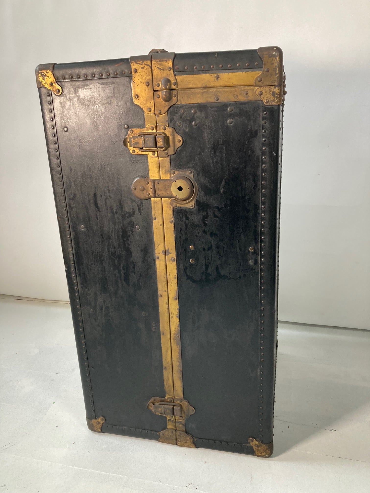 Steamer Trunk / wardrobe, 1920's - Room Four