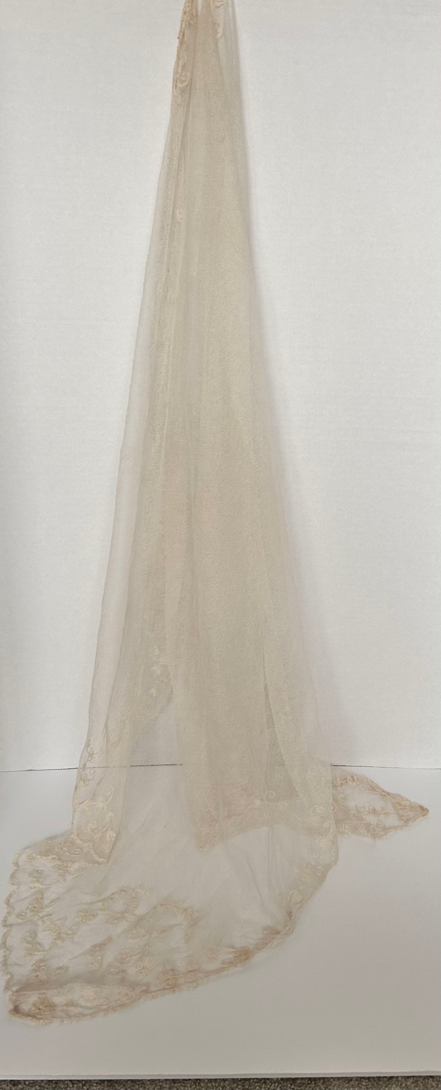 Vintage Bridal Hand Embroidered Wedding Veil