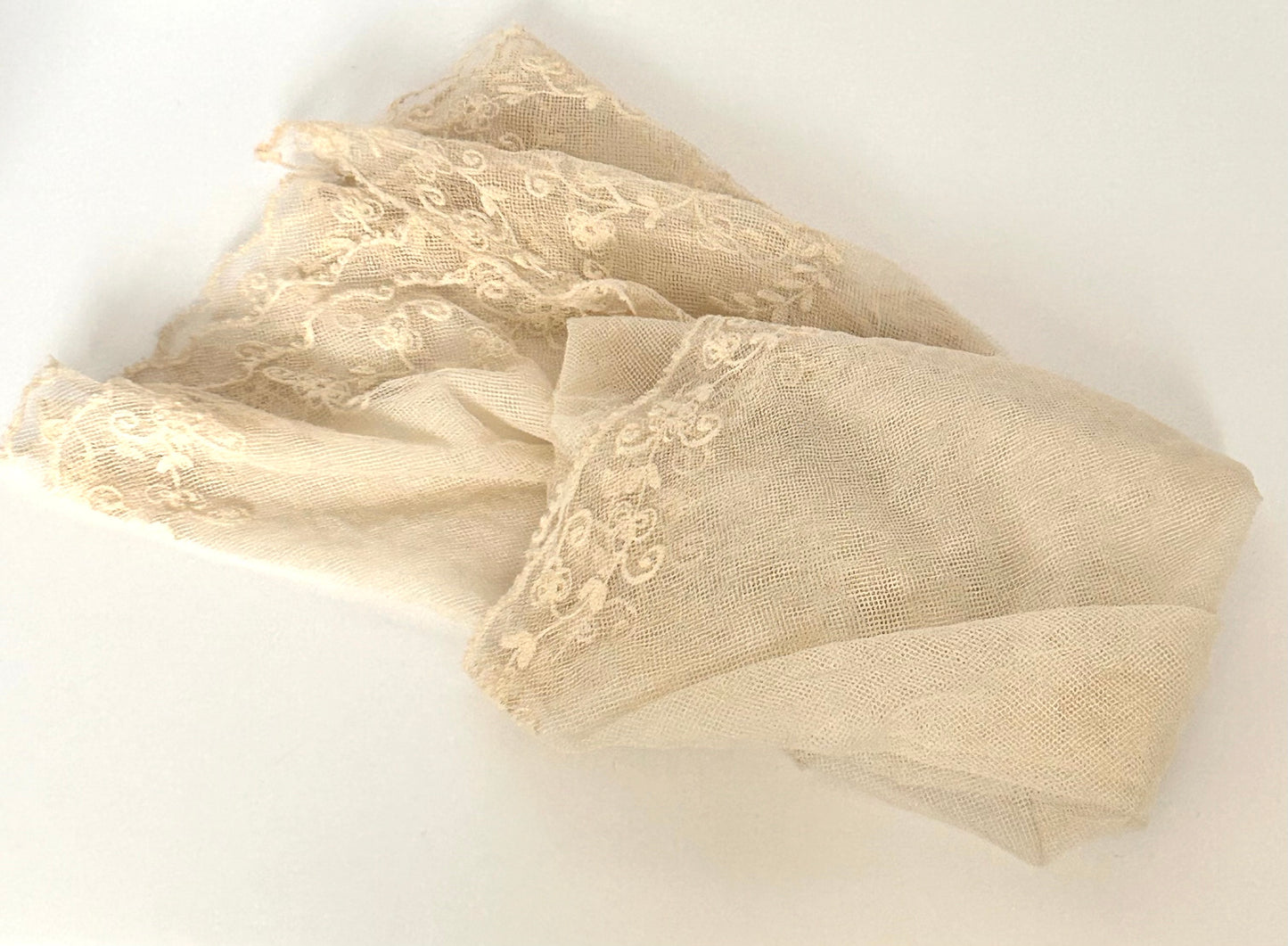 Vintage Bridal Hand Embroidered Wedding Veil