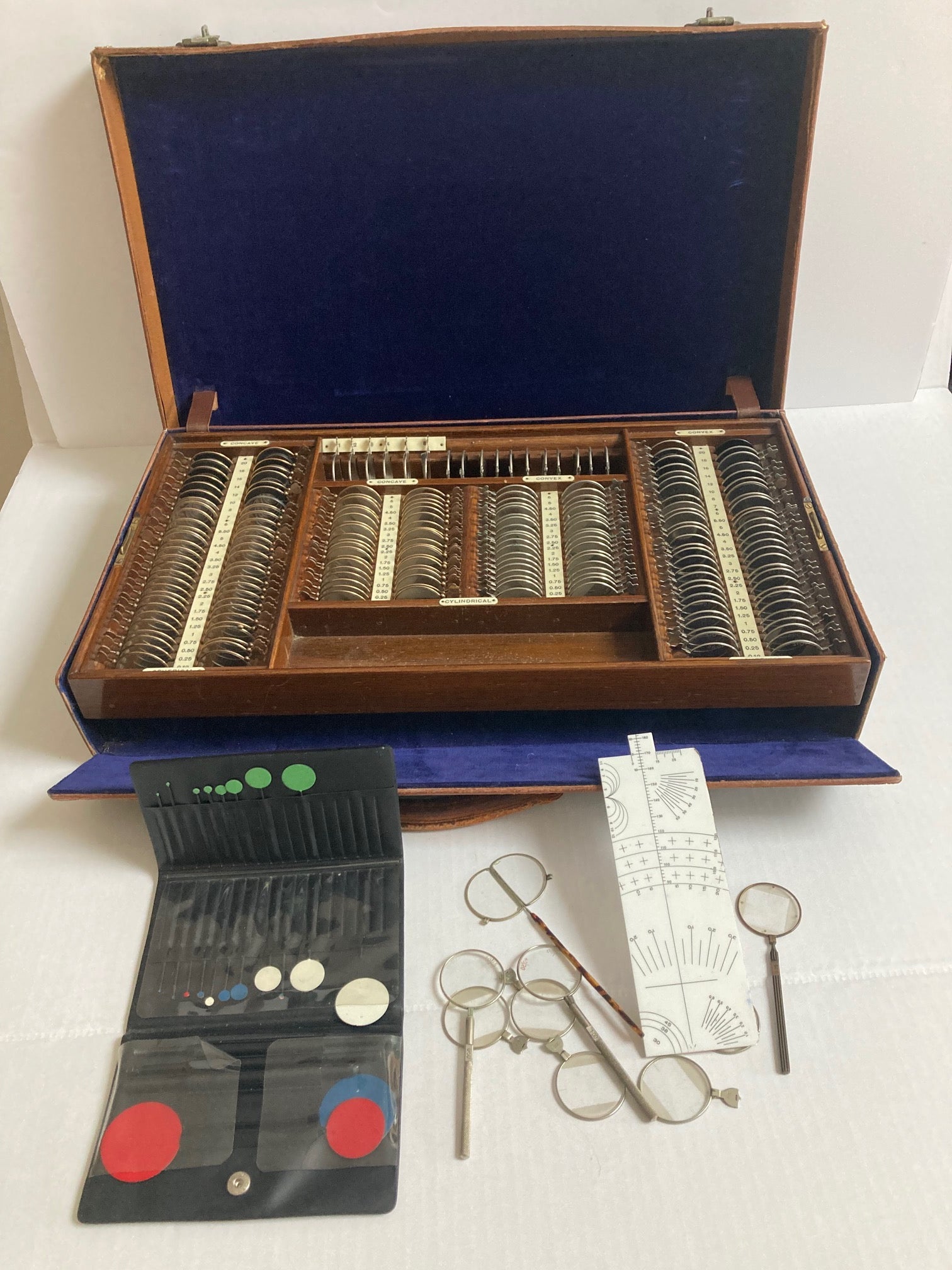Cased Optometrist Set - Room Four