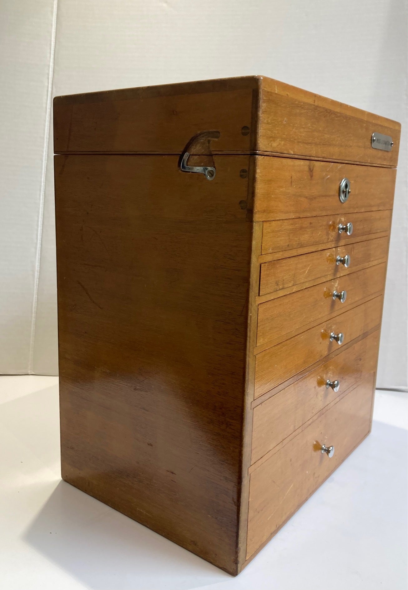 Dentist Cabinet - Room Four
