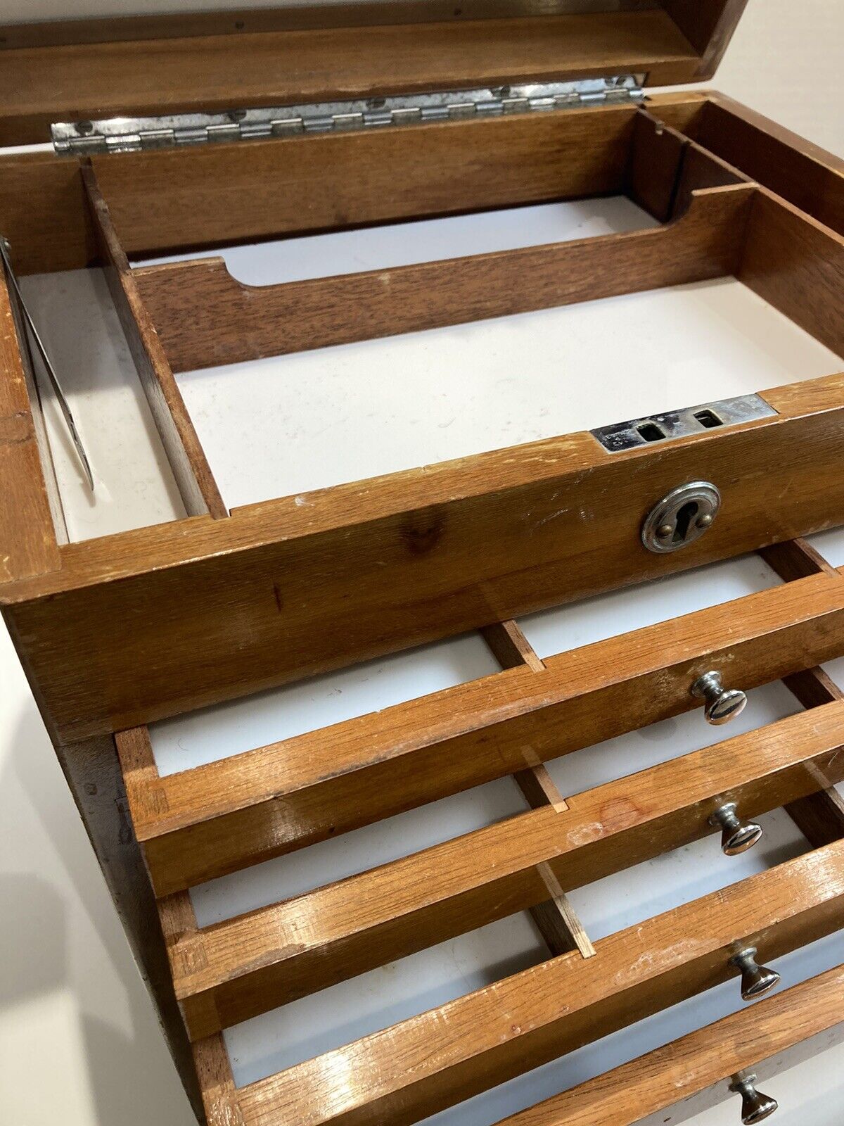 Dentist Cabinet - Room Four