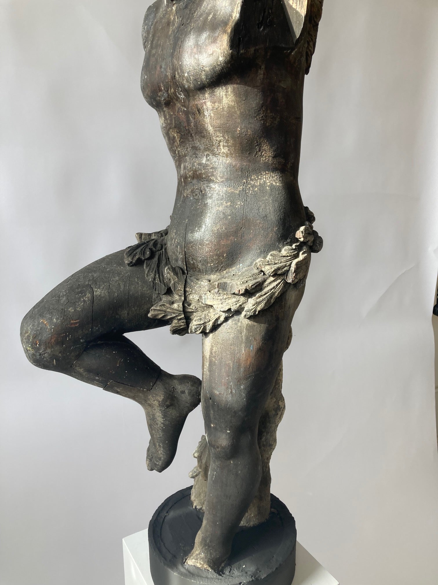 "Grand Tour" Putto - Room Four