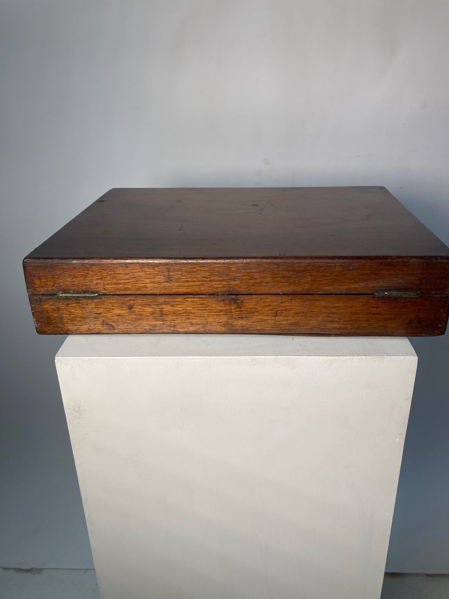LECHERTIER ARTIST PAINT BOX - Room Four
