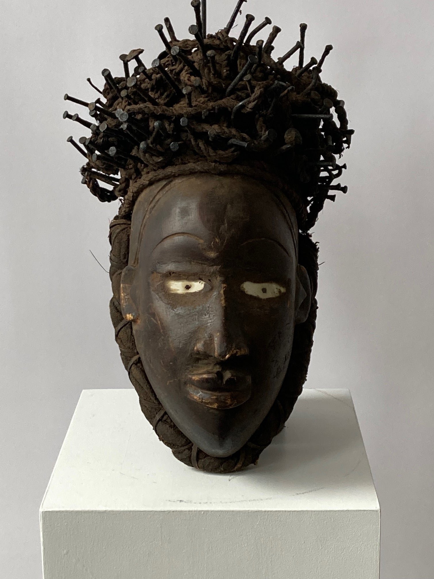 "Nail Fetish" Mask - Room Four