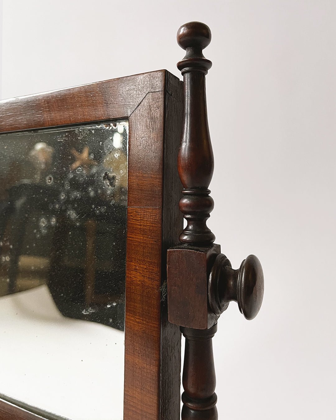 Regency Dressing Mirror - Room Four