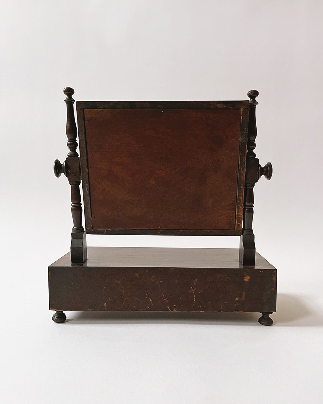 Regency Dressing Mirror - Room Four